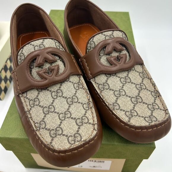 Men\'s Gucci interlocking G Supreme driver loafers size 9, made in Italy main image 9